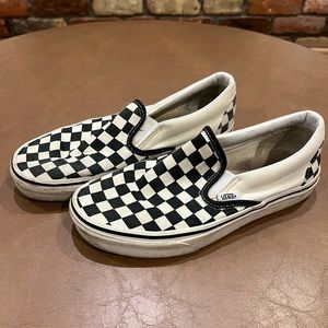 Vans checkerboard slip-on black & white shoes